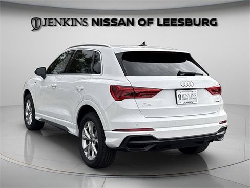 Used 2024 Audi Q3 2.0T Premium image 9