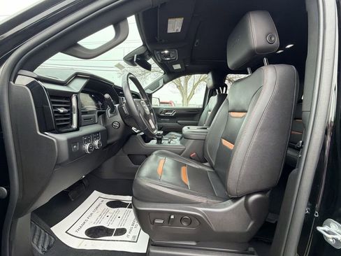 Used 2022 GMC Sierra 1500 AT4 w/ AT4 Premium Package image 13