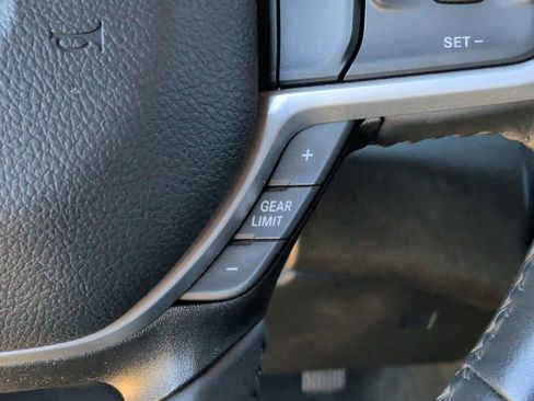 Used 2023 RAM 1500 Lone Star image 19