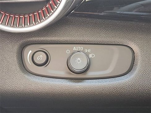 New 2026 Chevrolet Trax RS w/ Driver Confidence Package image 18