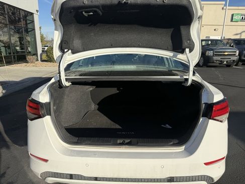 Used 2021 Nissan Sentra SV image 25