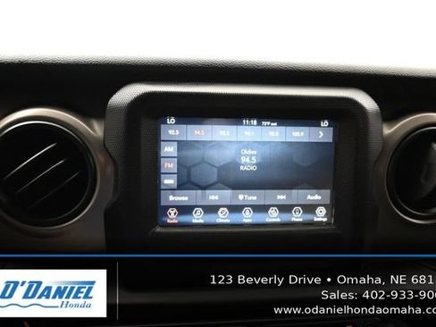 Used 2021 Jeep Wrangler Sport AWD/4WD image 31