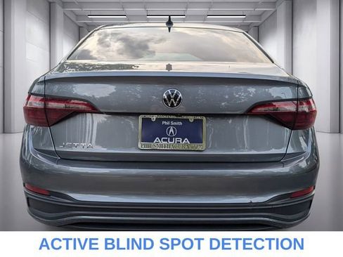 Used 2023 Volkswagen Jetta S image 7