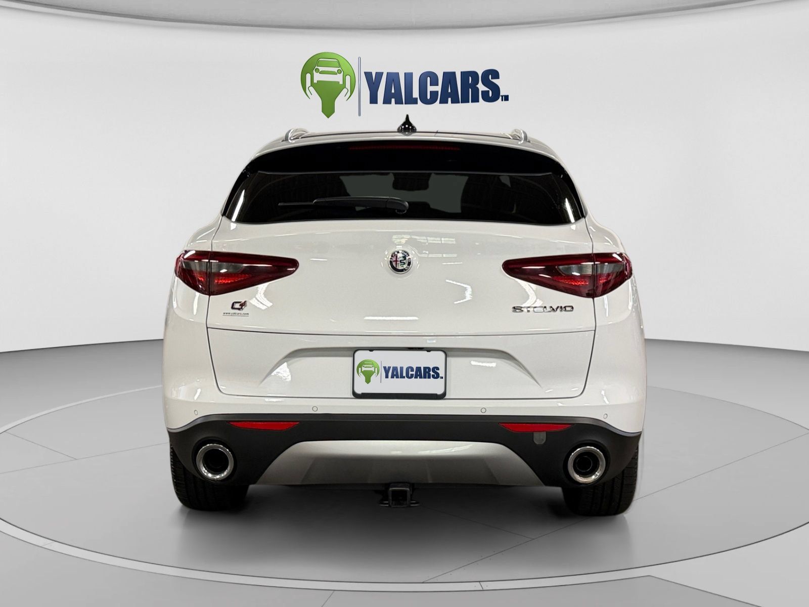 Used 2018 Alfa Romeo Stelvio Ti AWD/4WD image 4