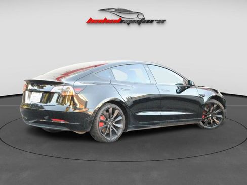 Used 2019 Tesla Model 3 Performance image 11