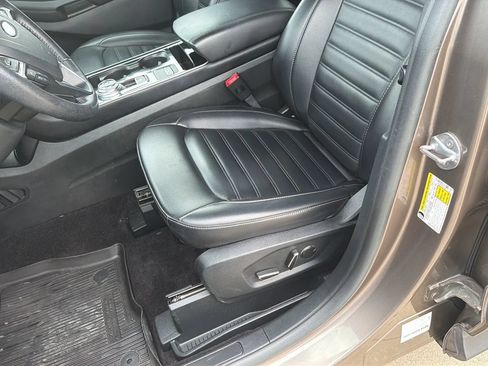 Used 2019 Ford Edge SEL w/ Equipment Group 201A AWD/4WD image 90