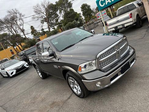 Used 2017 RAM 1500 Laramie image 47