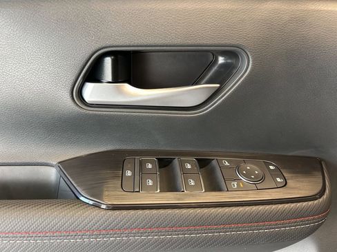 New 2026 Nissan Kicks SR w/ Illumination Package image 11