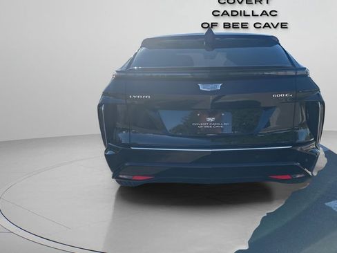 New 2026 Cadillac Lyriq Signature Luxury image 8