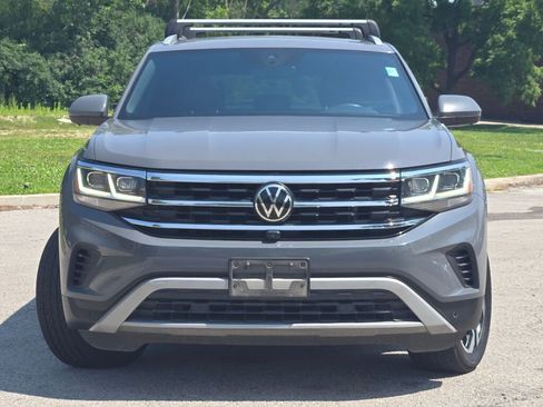 Used 2021 Volkswagen Atlas Cross Sport SEL Premium image 3