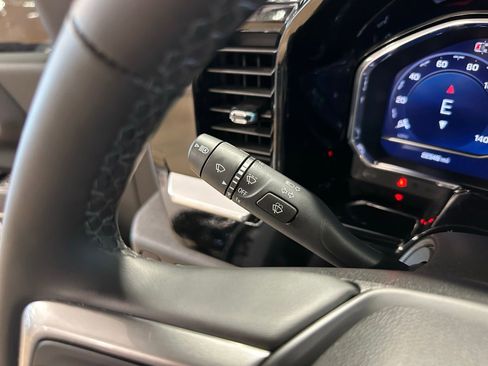 Used 2025 Chevrolet Silverado 2500 LTZ w/ LTZ Convenience Package image 20