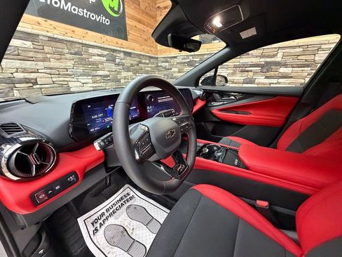 New 2025 Chevrolet Blazer EV RS image 10