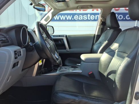 Used 2012 Toyota 4Runner SR5 AWD/4WD image 7