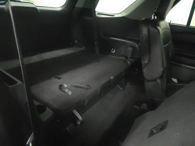 Used 2023 Ford Explorer XLT w/ Equipment Group 202A AWD/4WD image 8