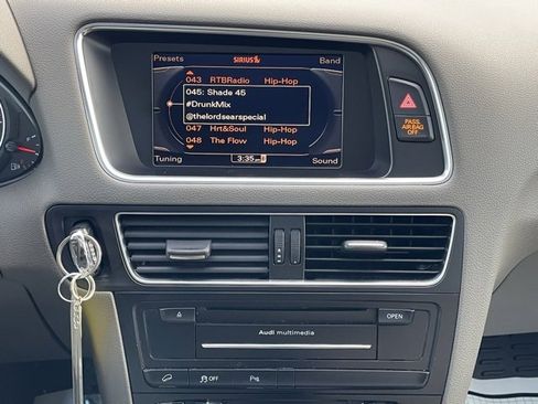 Used 2011 Audi Q5 2.0T Premium Plus image 7