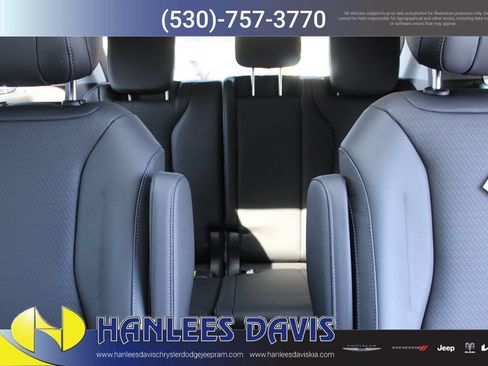 New 2026 Kia Carnival SX Prestige FWD image 18