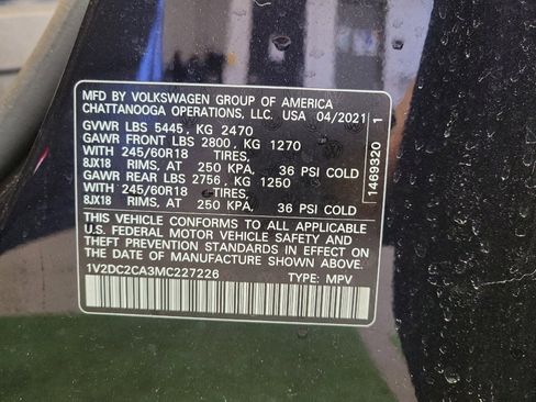 Used 2021 Volkswagen Atlas Cross Sport SE image 33