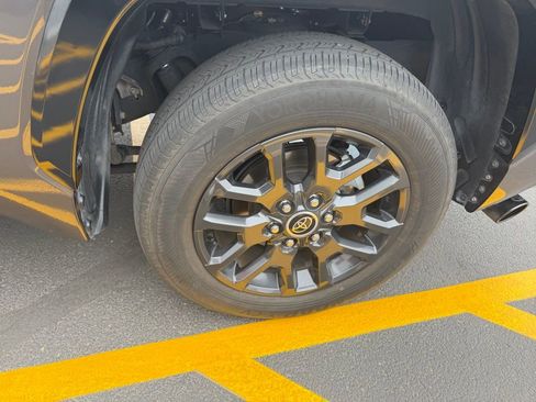 Used 2023 Toyota Tundra Platinum w/ Advanced Package AWD/4WD image 6