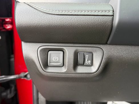 Used 2023 GMC Acadia SLT w/ Trailering Package image 20