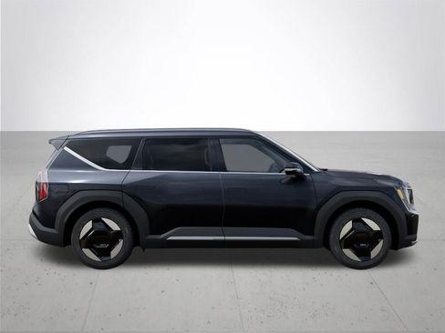 New 2026 Kia EV9 Wind AWD/4WD image 7