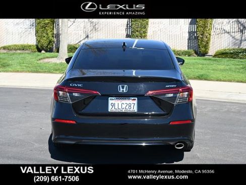 Used 2024 Honda Civic Sport image 4