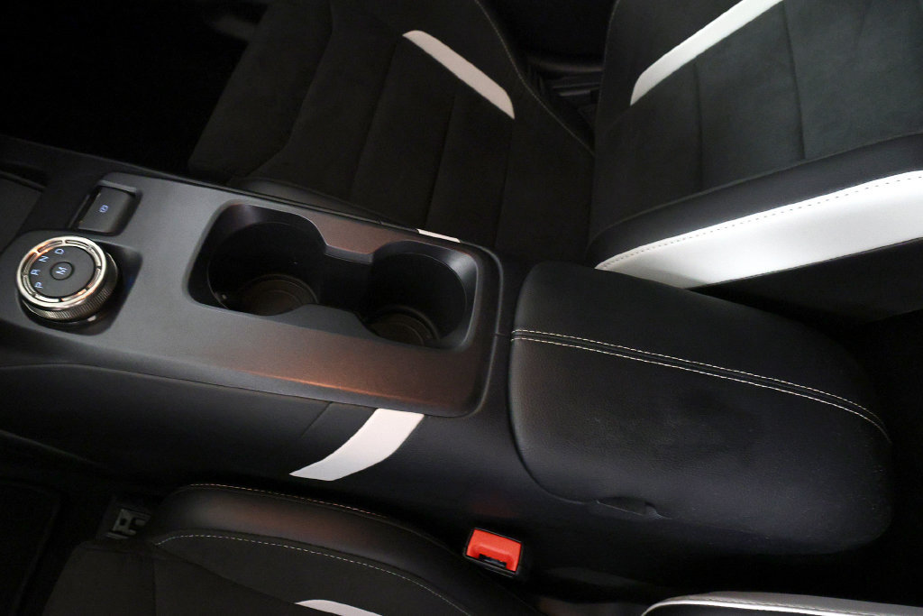 Used 2022 Ford Mustang Shelby GT500 w/ Carbon Fiber Track Pack RWD image 36