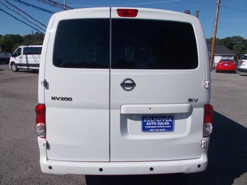 Used 2020 Nissan NV200 SV w/ Back Door Glass Package FWD image 4