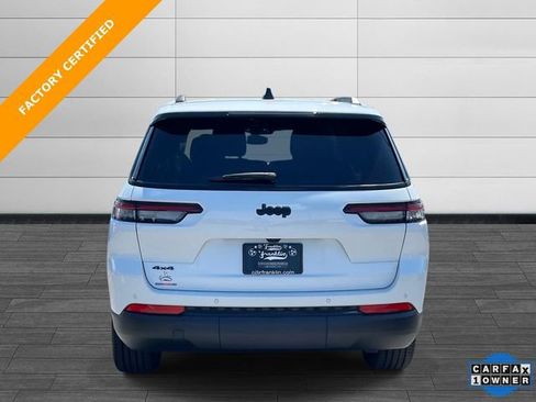 Certified 2024 Jeep Grand Cherokee L Altitude AWD/4WD image 5