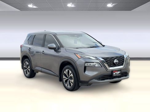 Used 2023 Nissan Rogue SV image 7