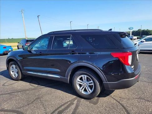 Used 2020 Ford Explorer XLT AWD/4WD image 8