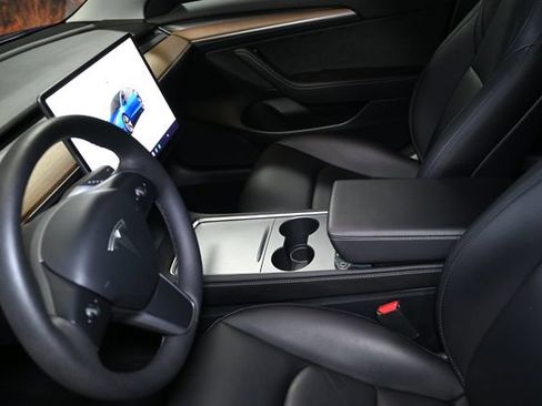 Used 2023 Tesla Model 3 Standard Range RWD image 18