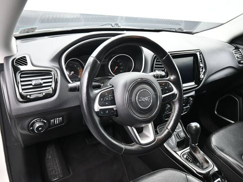 Used 2020 Jeep Compass Limited image 13