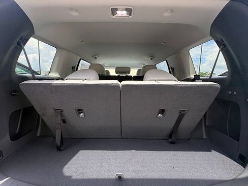 New 2027 Hyundai Santa Fe SE FWD image 18