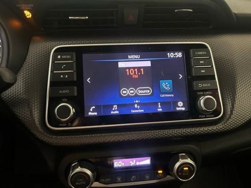 Used 2020 Nissan Kicks SV FWD image 24