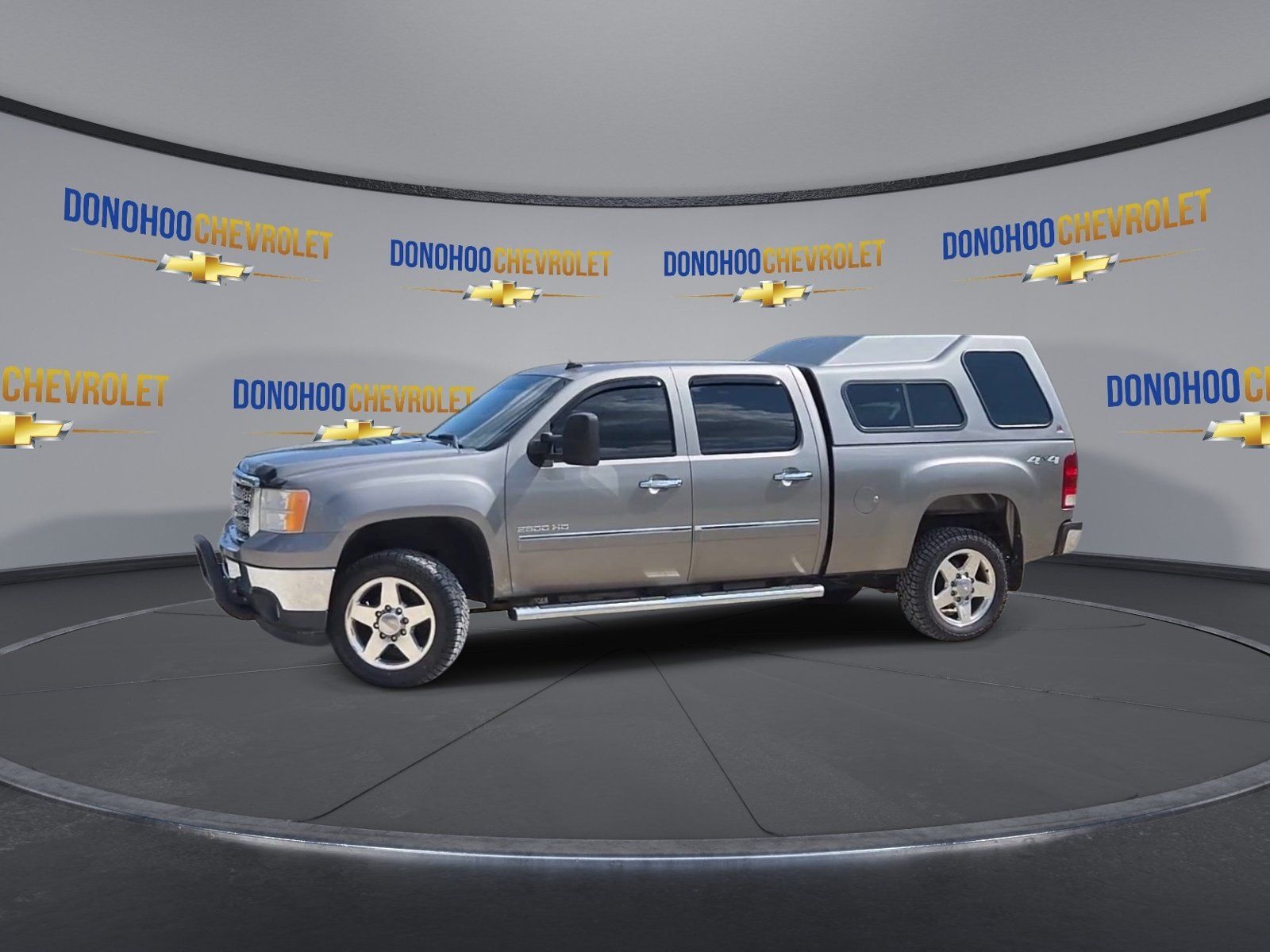 Used 2014 GMC Sierra 2500 SLE w/ HD SLE Premium Package AWD/4WD image 9