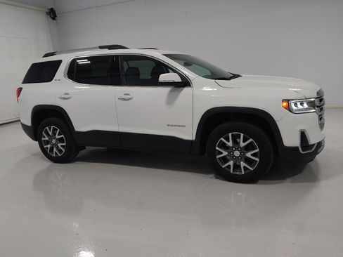 Used 2023 GMC Acadia SLE w/ Driver Convenience Package image 11