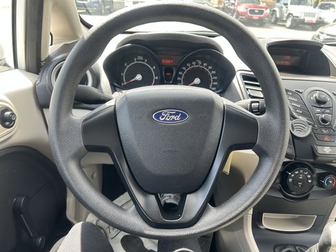 Used 2012 Ford Fiesta S FWD image 9