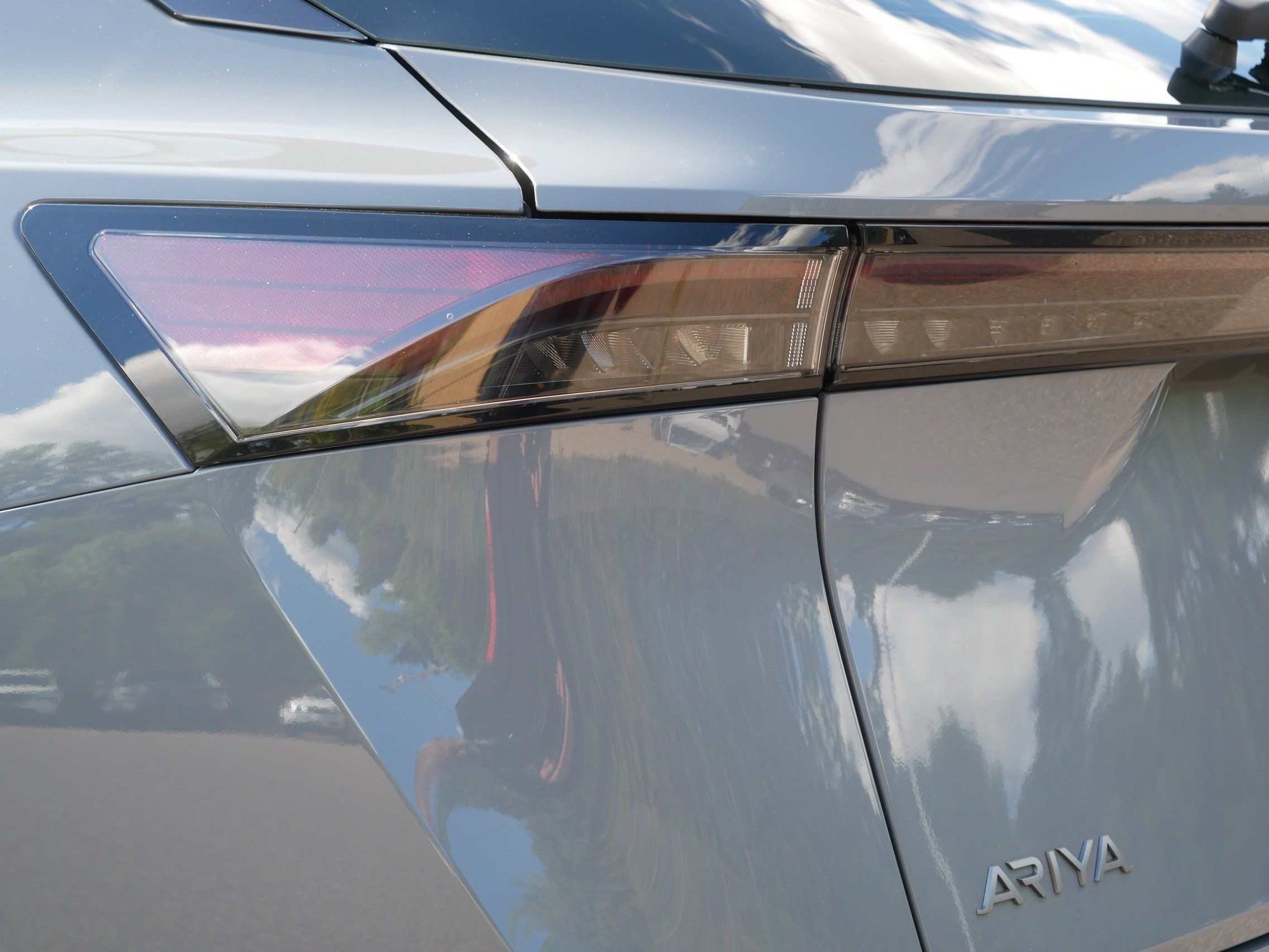 Certified 2024 Nissan Ariya AWD image 17