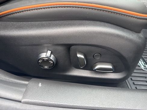 Used 2024 Cadillac CT4 V w/ LPO, ONYX Package image 59