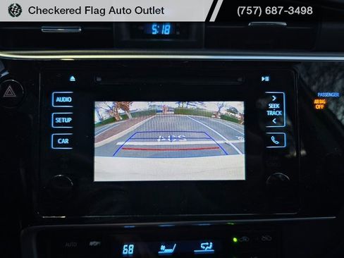 Used 2019 Toyota Corolla LE image 16