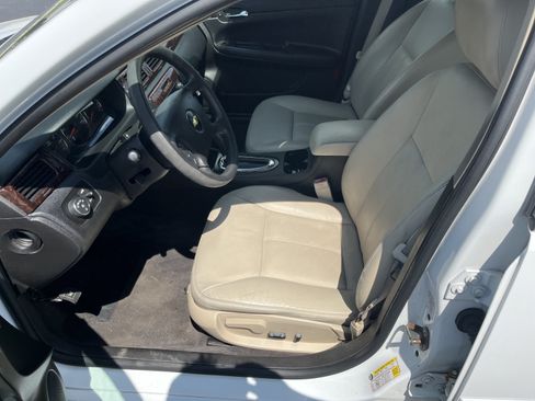 Used 2016 Chevrolet Impala LTZ FWD image 11