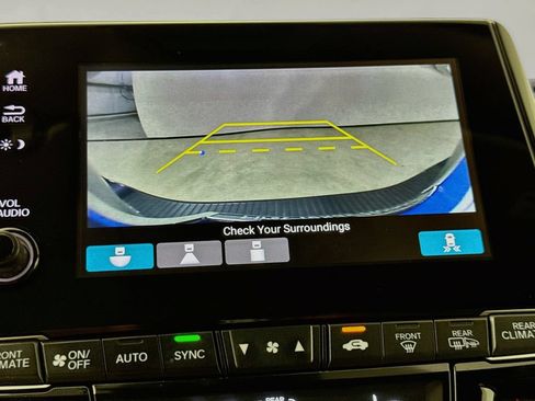 Used 2022 Honda Odyssey EX image 16