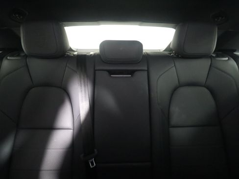Used 2025 Porsche Macan 4 Electric AWD/4WD image 16