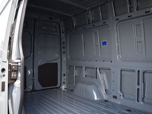 New 2025 Mercedes-Benz Sprinter 2500 image 10