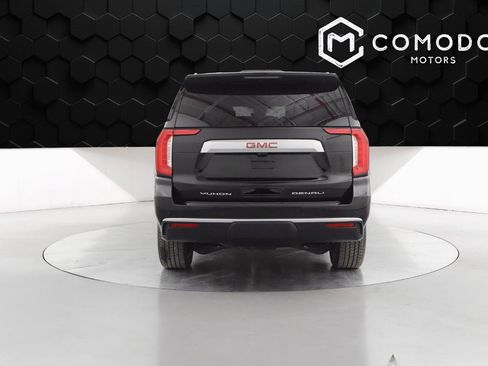 Used 2024 GMC Yukon Denali w/ Advanced Technology Package image 4