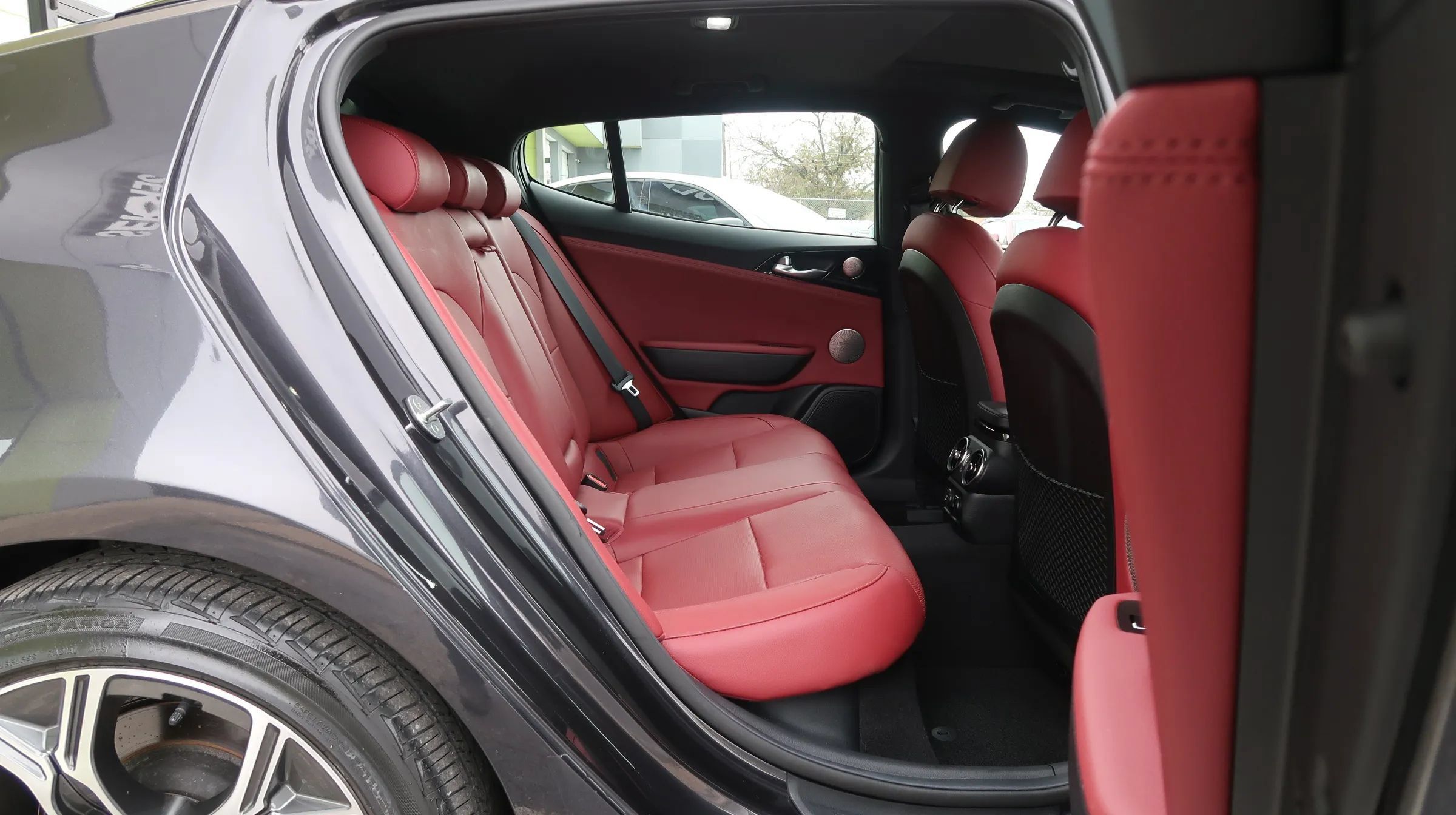 Used 2020 Kia Stinger GT-Line w/ Sun & Sound Package RWD image 18