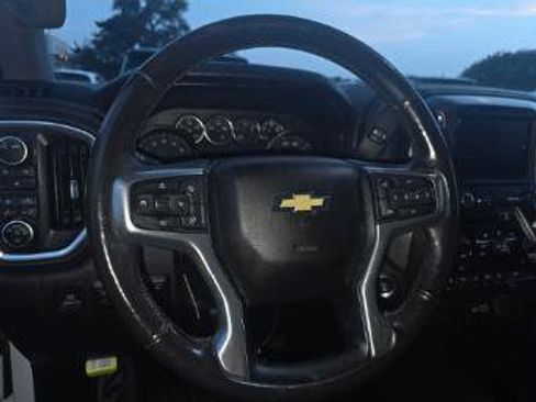 Used 2023 Chevrolet Silverado 2500 LT w/ Convenience Package AWD/4WD image 18