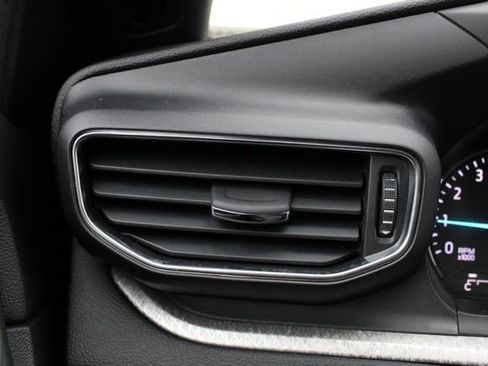 Used 2022 Ford Explorer Timberline image 9