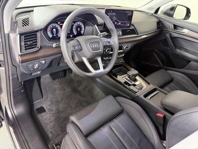 Certified 2024 Audi Q5 2.0T Prestige AWD/4WD image 11