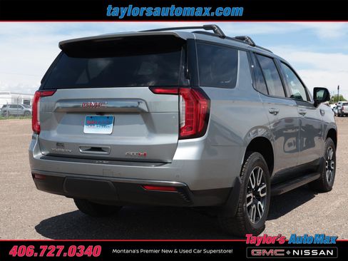 Used 2024 GMC Yukon AT4 w/ Technology Package AWD/4WD image 4